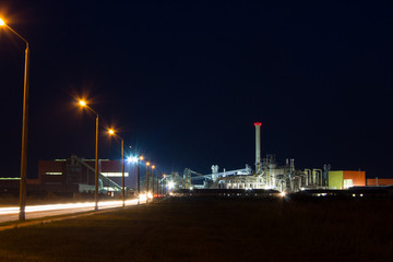 Fototapeta na wymiar Night image of chemical plant.