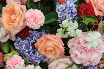 Bridal flower arrangement in pink and white