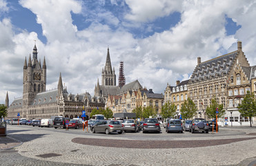 Obraz premium Panorama of Grote Markt square in Ypres