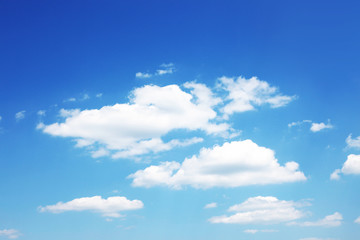 Fast wolkenlos