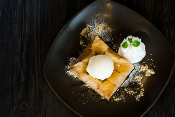 Honey toast