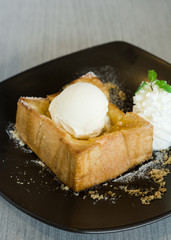 Honey toast