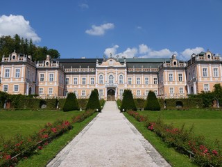 Obraz premium Full front view of rococo castle Nove Hrady, Czech Republic