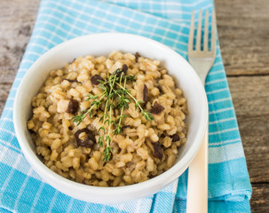 orzotto with mushrooms