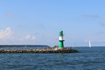 Gr&uuml;ner Leuchtturm in Rostock Warnem&uuml;nde