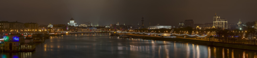 Fototapeta na wymiar Panorama of Moscow at night