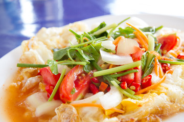 Spicy fried egg salad