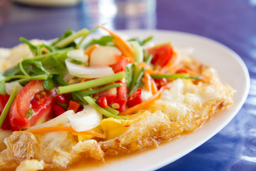 Spicy fried egg salad