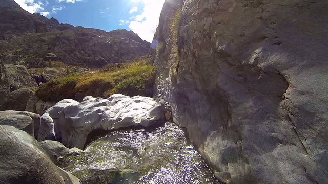 roccia levigata dall'acqua