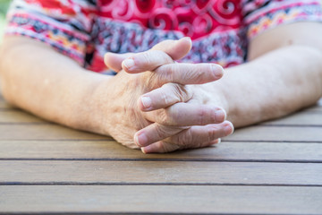 hands of a old woman