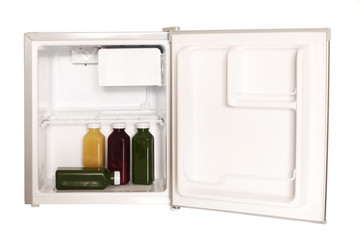 Minikühlschrank befüllt