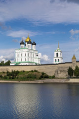 Fototapeta na wymiar view of Pskov Krom
