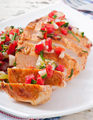 Grilled chicken breast with fresh tomato salsa