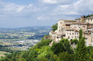 Fototapeta na wymiar View from the town of Orvieto