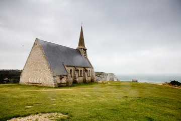 Fototapeta na wymiar Kanalküste der Normandie bei Etretat.