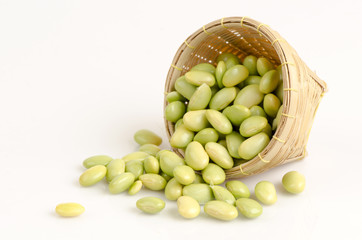 Green soybean, the pigeon pea or genus Cajanus.