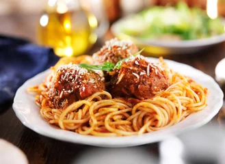 Fototapeten spaghetti and meatballs dinner © Joshua Resnick