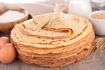 crepe and ingredients © M.studio