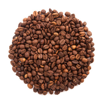the circle of coffee beans isolated