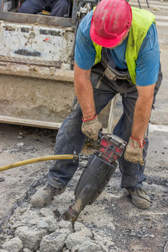 Holes Machine Operator Laborer