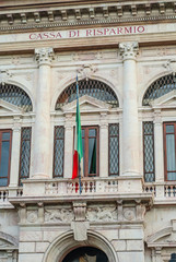 Facciata palazzo Cassa di Risparmio Pisa, centro storico