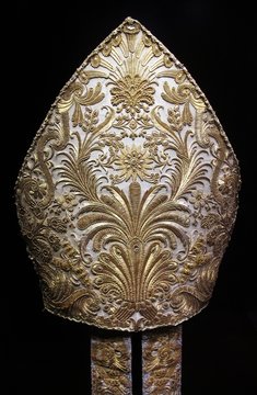 Mitra im Kloster Muri, Aargau