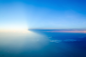 Fototapeta premium Sunlight to the sky.jpg