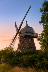 Alte Windm&uuml;hle auf der Insel &Ouml;land, Schweden