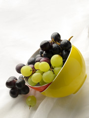 Grapes in bowl