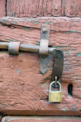Old grunge door lock