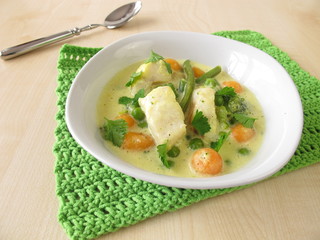 Fischsuppe mit Gemüse