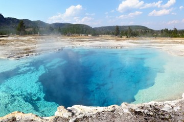 Yellowstone Sapphire Pool