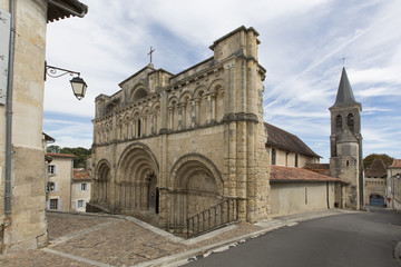Eglise St Jacques - Aubeterre sur Dronne