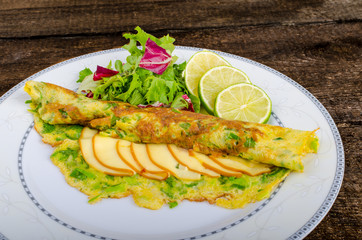 Vegetarian scallion omelette