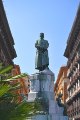 Fototapeta na wymiar Pomnik króla Włoch Umberto I w Neapolu