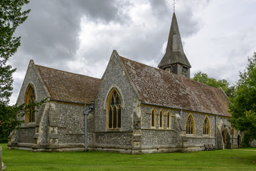 Fototapeta na wymiar st. Mary church, Whitchurch on Thames