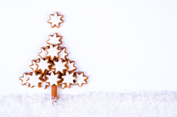 Weihnachtsbaum aus Zimtsternen
