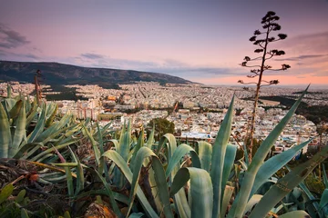 Fototapeten View of Athens from Lycabettus hill. © milangonda