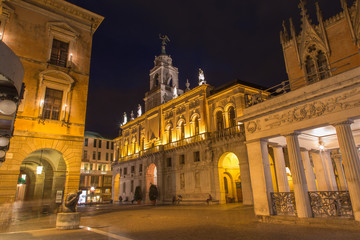 Fototapeta na wymiar Padua - The Caffe Pedrocchi and Palazzo del Podesta at night.