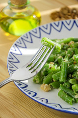 Fried green string beans with walnuts