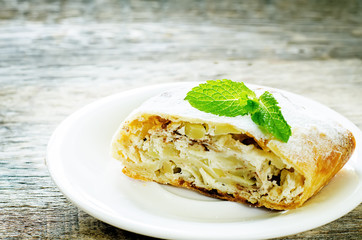 Apple strudel with cream cheese