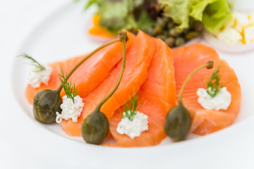 Smoked salmon salad