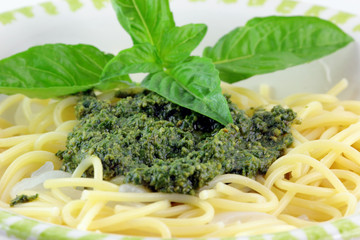Pasta al pesto alla genovese