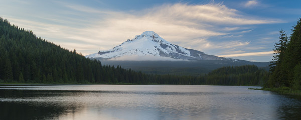 Volcano mountain Mt. Hood, in Oregon, USA.