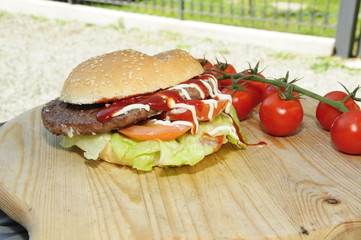 Hamburger con verdure