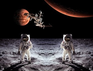 Astronauts Spaceman Moon Planets © nikonomad
