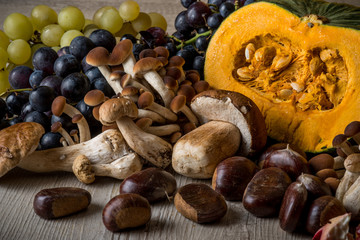 Insieme di verdura e frutta fresca