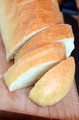 aufgeschnittenes Weißbrot