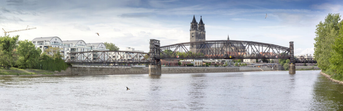 Magdeburg - DOM -  Elbpanorama 09151