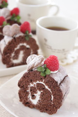 ココアロールケーキ